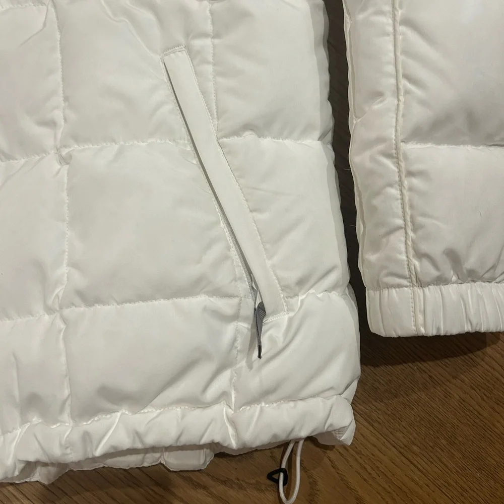 Columbia White Puffer Jacket - Picture 3 of 9
